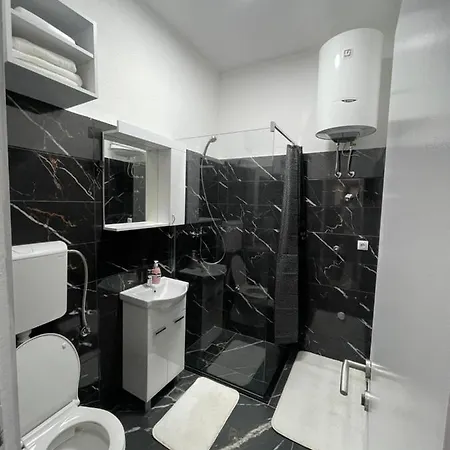 Hardi Διαμέρισμα *